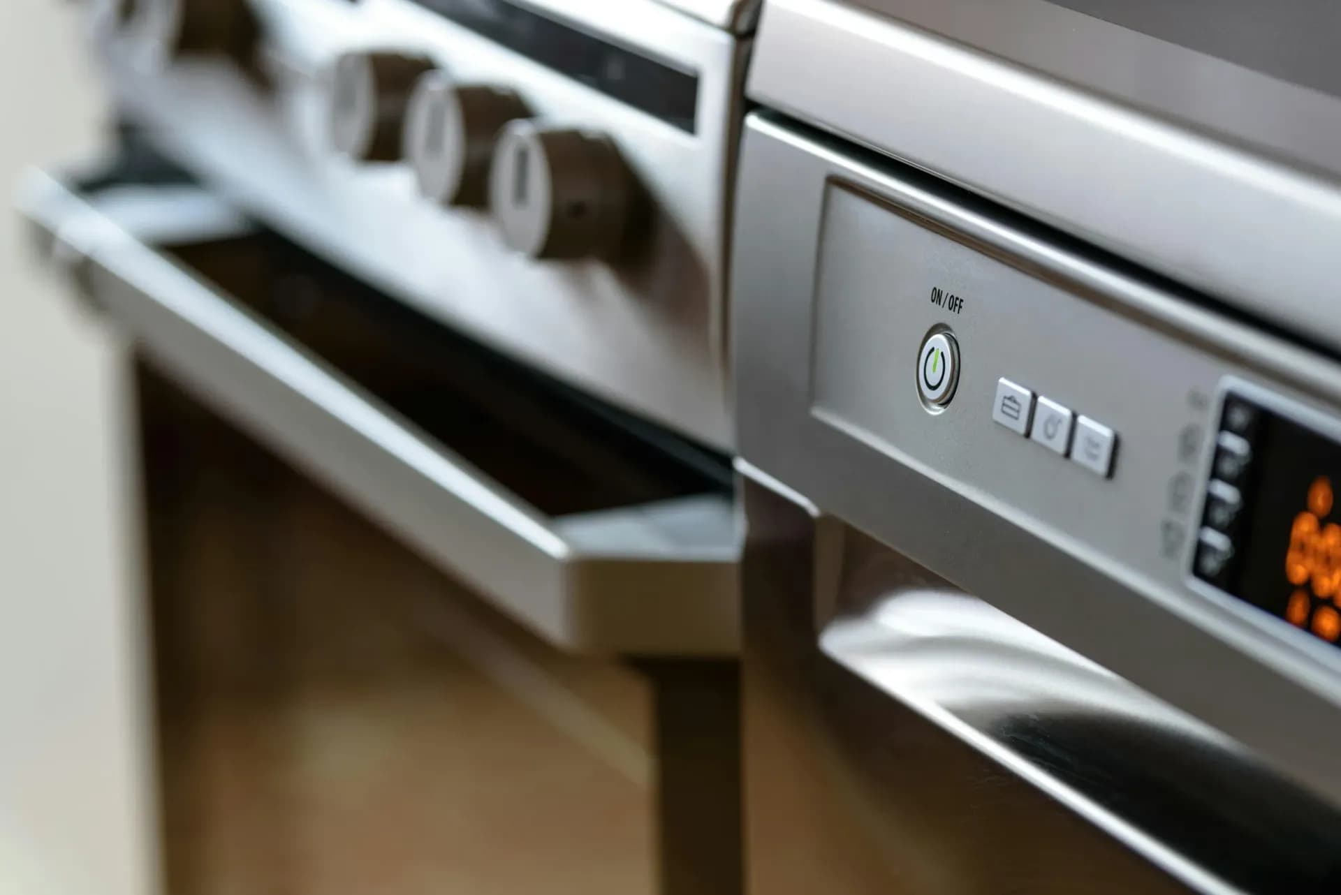 Appliance repair technician serving homes in Ocean, NJ